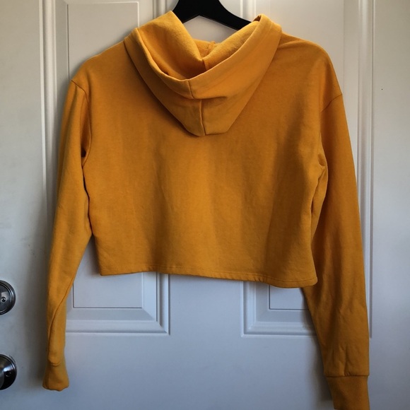 NWOT DIVIDEND HOODED CROP SWEATSHIRT SIZE XS - Picture 2 of 5